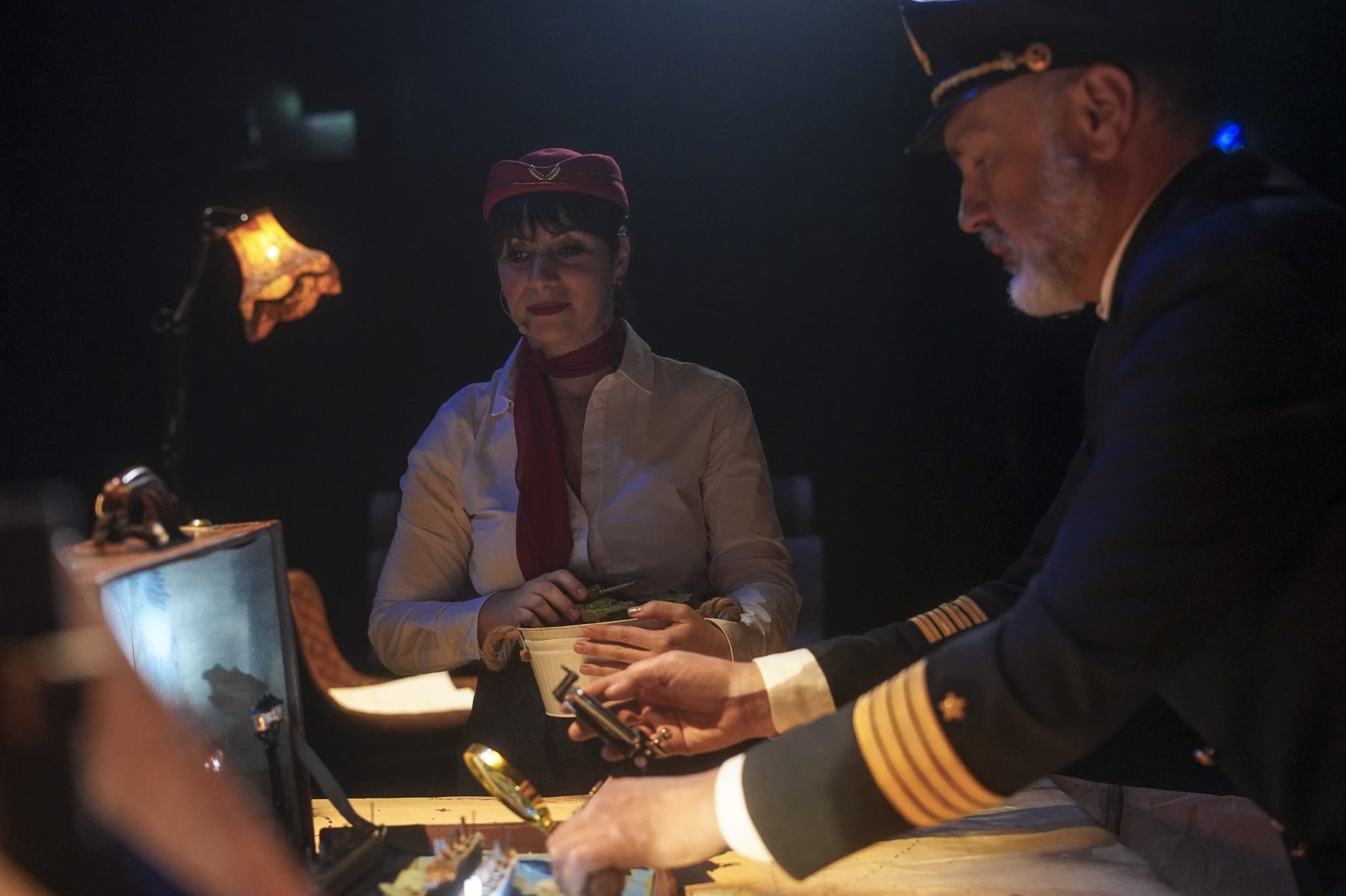 Al Teatro dei Piccoli di Napoli rivive la grande impresa dell'aviatore Lindbergh e con Progetto Sonora si gioca con la musica
