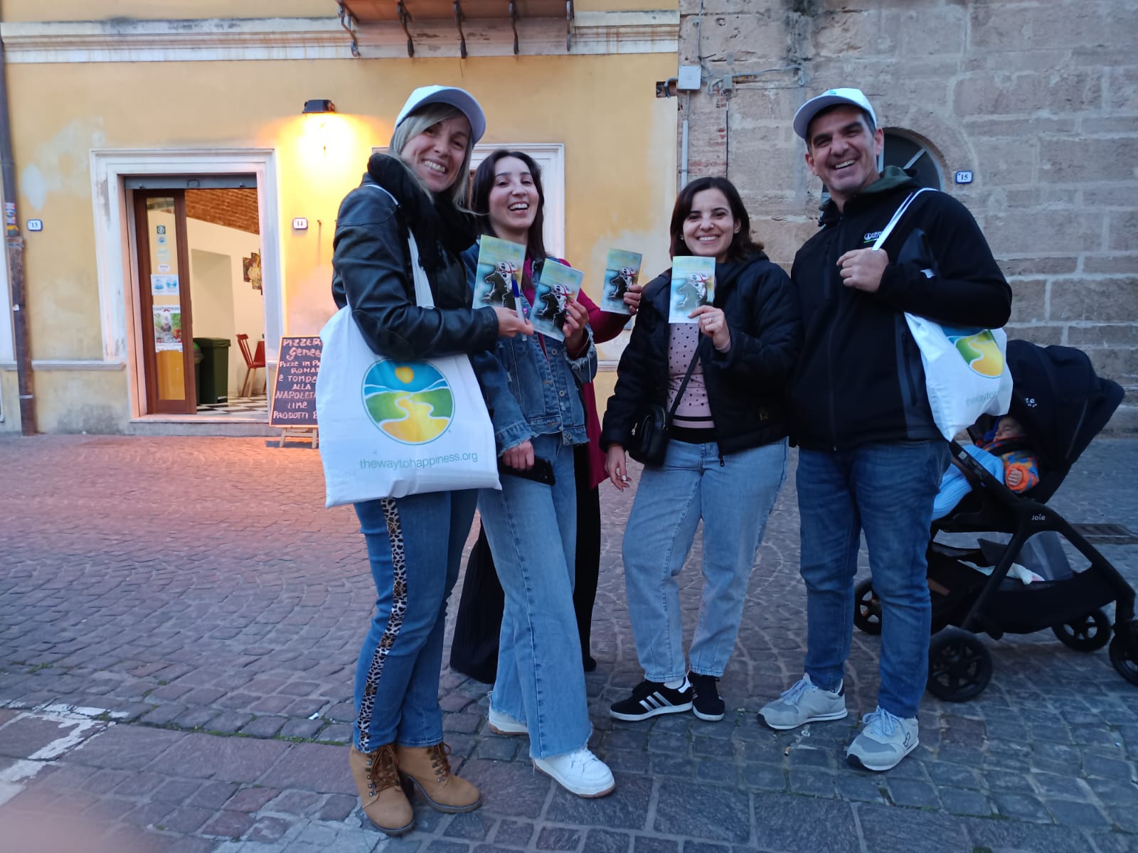 I giovani di Oristano e Olbia sono i nuovi paladini del messaggio del libro La Via della Felicità