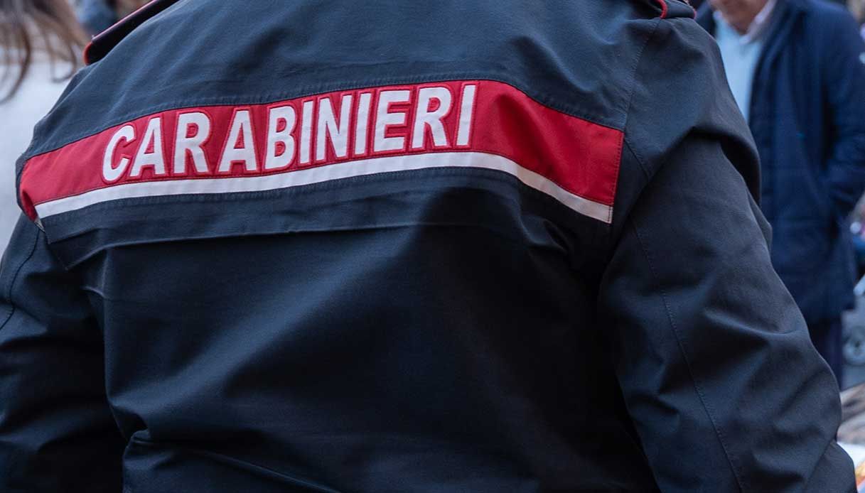 Simone Concas ucciso a coltellate a Bari Sardo dopo essere stato investito con la ragazza, killer in fuga