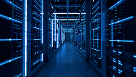 New York ferma i nuovi data center: stop di un anno per valutare l’impatto AI sull’ambiente