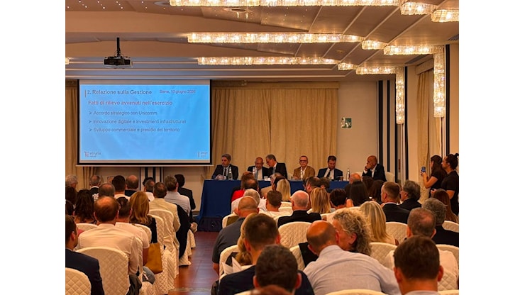 Etruria Retail approva il bilancio 2025: 450 milioni di vendite al pubblico, 59 milioni di capitale investito e 2,1 milioni di euro distribuiti ai soci - Radio Siena Tv