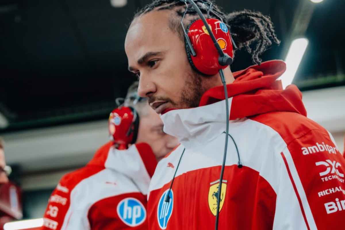 Hamilton si salva, nessuna penalità a Spa. Ferrari multata per l’unsafe release: ecco la cifra