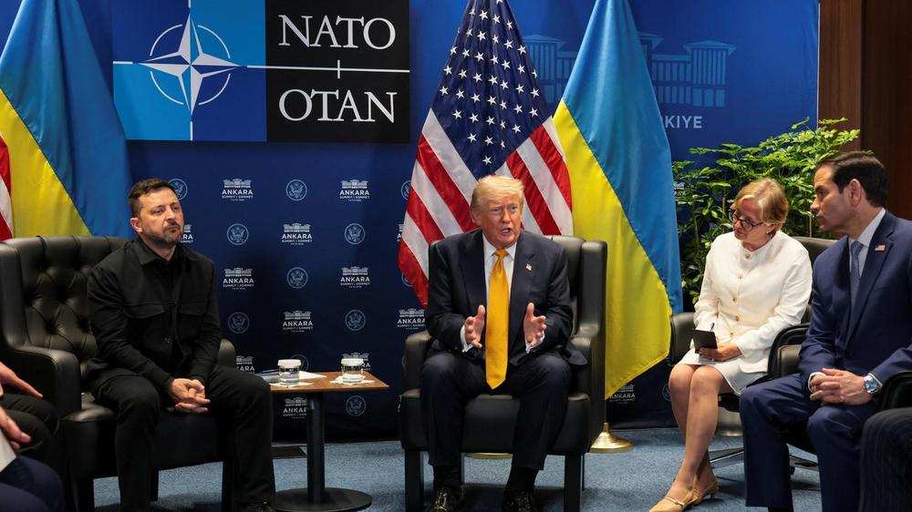Trump a Zelensky: ”Kiev potrà fabbricare missili Patriot”