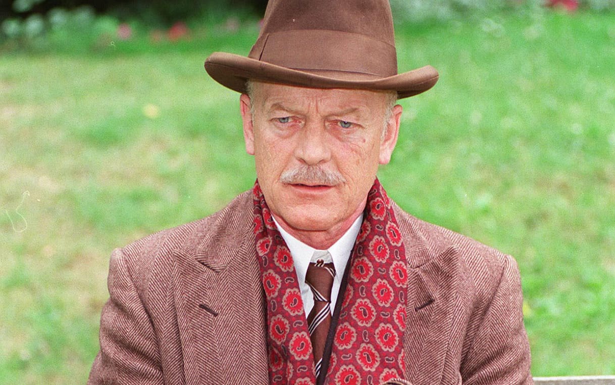 Michael Byrne, l'attore di Harry Potter e Braveheart è morto all'età di 82 anni I Sky TG24