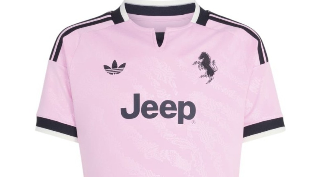 Serie A. Juventus, svelata la nuova maglia Away 2026/27: torna il rosa delle origini