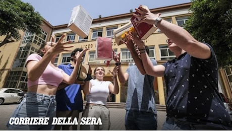 Maturità 2026, il trionfo degli strafalcioni: Hitler autore di Minecraft, il Pantheon ad Atene e l'Italia monarchia