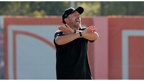 Lecce-Bologna, Di Francesco ritrova Geubbels e scioglie i dubbi di formazione