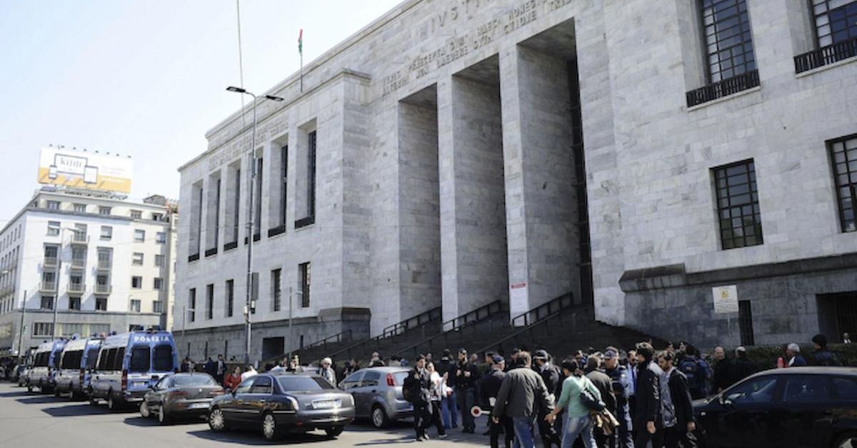 CorSera – Escort, famoso calciatore non di Inter o Milan: “Vacche? Voglio essere il munto”
