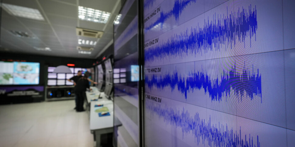 Terremoto di magnitudo 7.4 nel sud del Messico, allarme tsunami