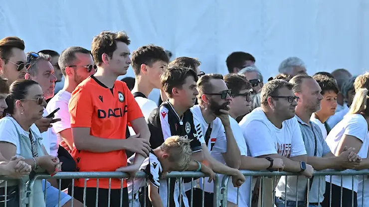 L’Udinese riabbraccia i tifosi, in 400 al Bruseschi: ma Zaniolo non c’è ancora - Messaggero Veneto