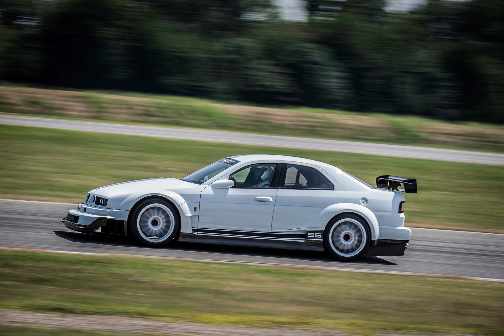 55-SGT, ode all’Alfa Romeo 155 che trionfò nel Dtm