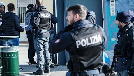 Terrorismo, arrestata 17enne italiana nel Pavese: era pronta al martirio per Allah