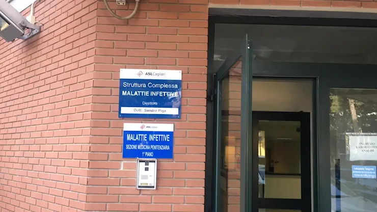 Ebola, negativi i test sul paziente ricoverato a Cagliari. In Italia il rischio «resta basso» - L'Unione Sarda.it