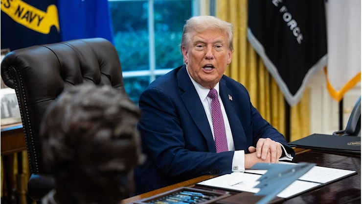 Delirio social di Trump, tra immagini con l’IA, attacchi politici e autocelebrazioni - Primaonline