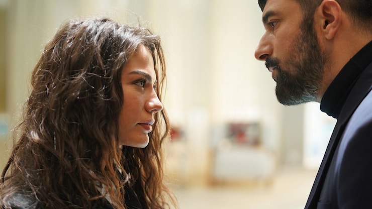 Io sono Farah, anticipazioni 9 dicembre: Tahir propone a Farah di sposarlo - Mediaset Infinity