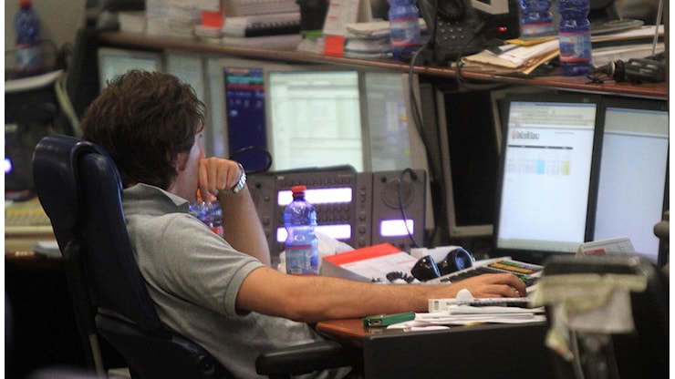 La Borsa del 26 maggio, Piazza Affari in rosso: giù Ferrari ma bene i titoli oil - QuiFinanza