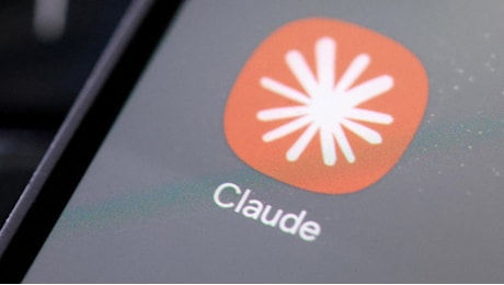 Claude, Anthropic vieta gli abusi contro l'IA: cosa cambia