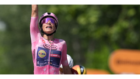 Giro d’Italia Women 2026, il Piemonte conquista la scena tra maglia rosa e polemiche da 20 grammi