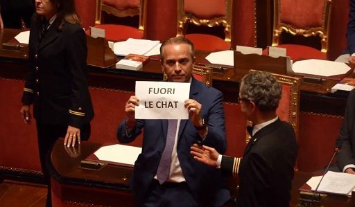 Delmastro, Giunta Camera dice no a uso chat, opposizioni all’attacco in Parlamento