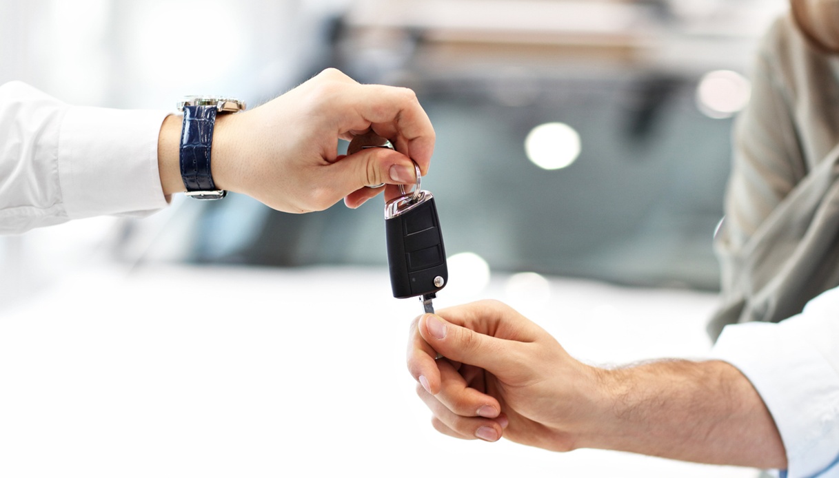 Il mercato auto in Italia cresce più dell’Europa e degli altri big market