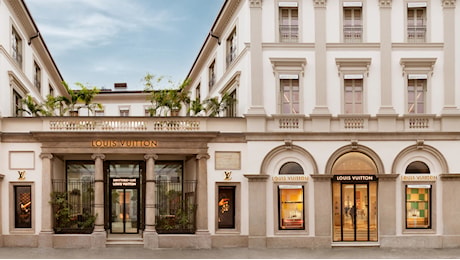 Lusso in crisi, Louis Vuitton crolla in Cina e i clienti scelgono Uniqlo: cosa sta cambiando