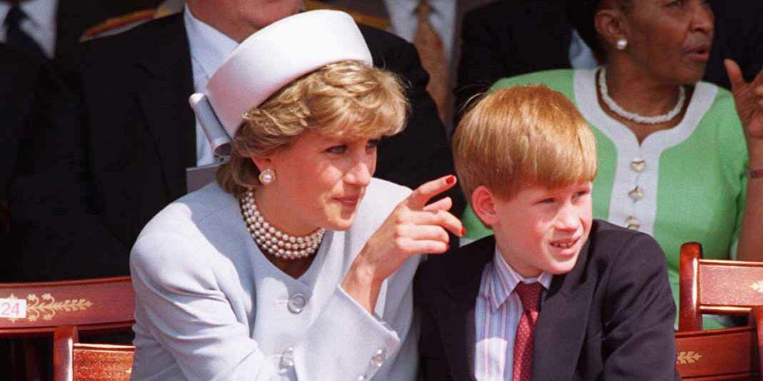 Il principe Harry ha raccontato come lui e la sua famiglia ricordano la madre Diana ogni estate