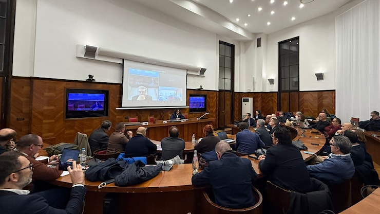 STM: confermati investimenti su Catania - mimit.gov.it