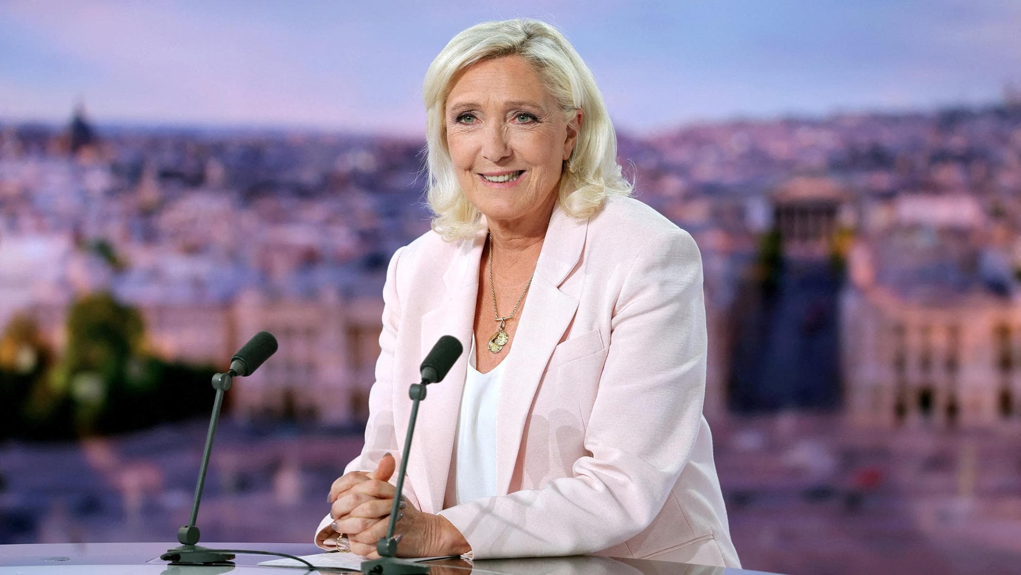 Il politologo: “Le Pen ancora più populista, ora potrà dipingersi vittima del sistema”