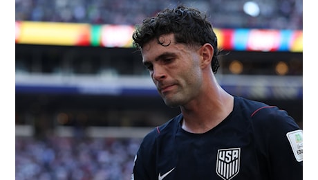 Milan, tegola Pulisic: microfrattura al perone e stop di un mese e mezzo