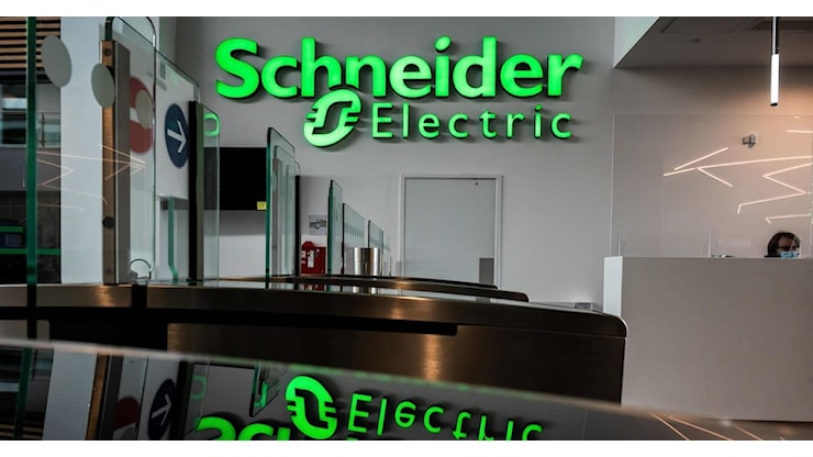 Schneider Electric svetta a Parigi, avrà ruolo chiave nel piano AI di Softbank - Il Sole 24 ORE