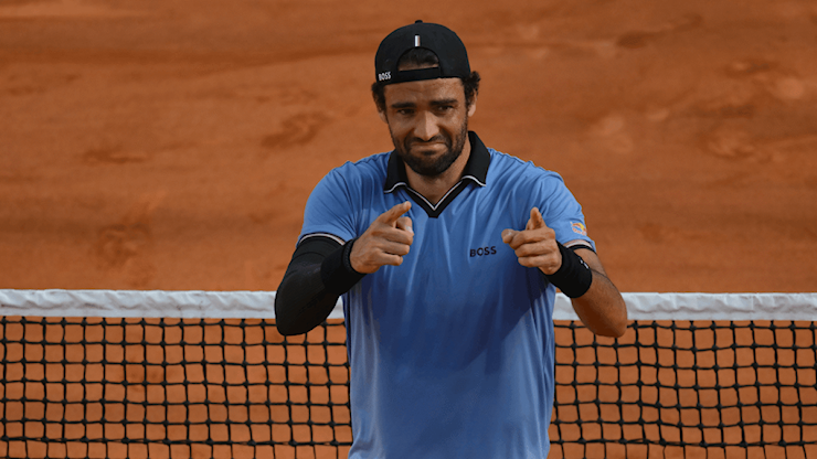 Berrettini, cuore e grinta per volare nei quarti al Roland Garros: sconfitto Cerundolo in tre set - Il Tennis Italiano