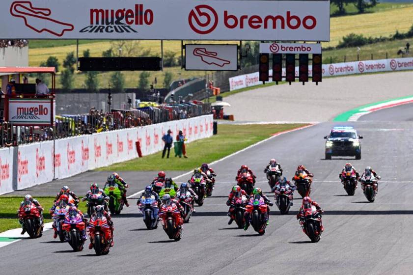Gp d’Olanda di MotoGp, spaventosa caduta di Marco Bezzecchi: cosa è successo ad Assen