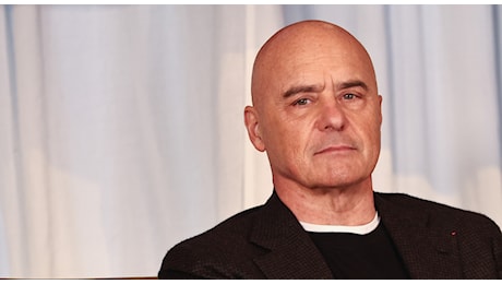 Zingaretti e ilpatto" con le figlie sullo smartphone:Così abbiamo imparato a gestirlo"