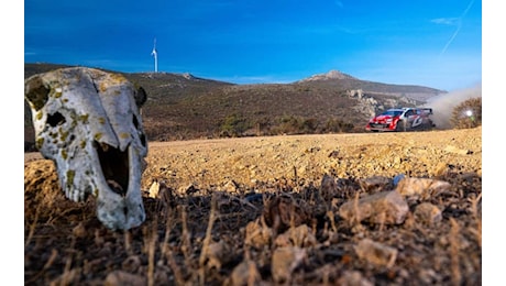 Rally Italia Sardegna, Solberg vola in testa e riapre la corsa al titolo WRC