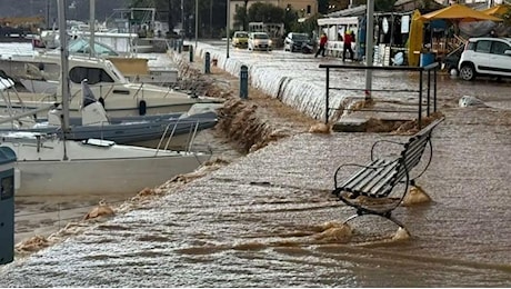Nubifragio all'Elba, allagamenti e frane tra Cavo e Rio: resta chiusa la strada della Parata