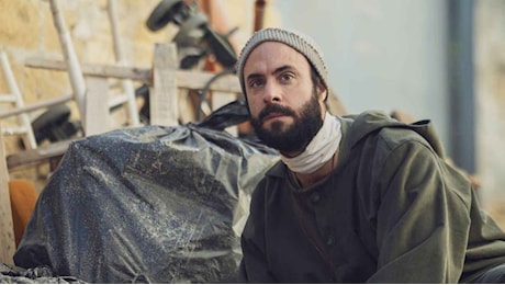 Biagio Conte, il film su Rai 1 racconta la vita di fratel Biagio