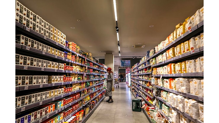 Shrinkflation, dal 15 luglio scattano le nuove regole: l’allarme Codacons - SoldiOnline.it