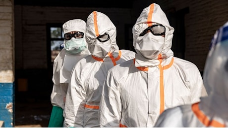 Ebola, primo caso in Francia. Il medico contagiato rientrato dal Congo è in isolamento