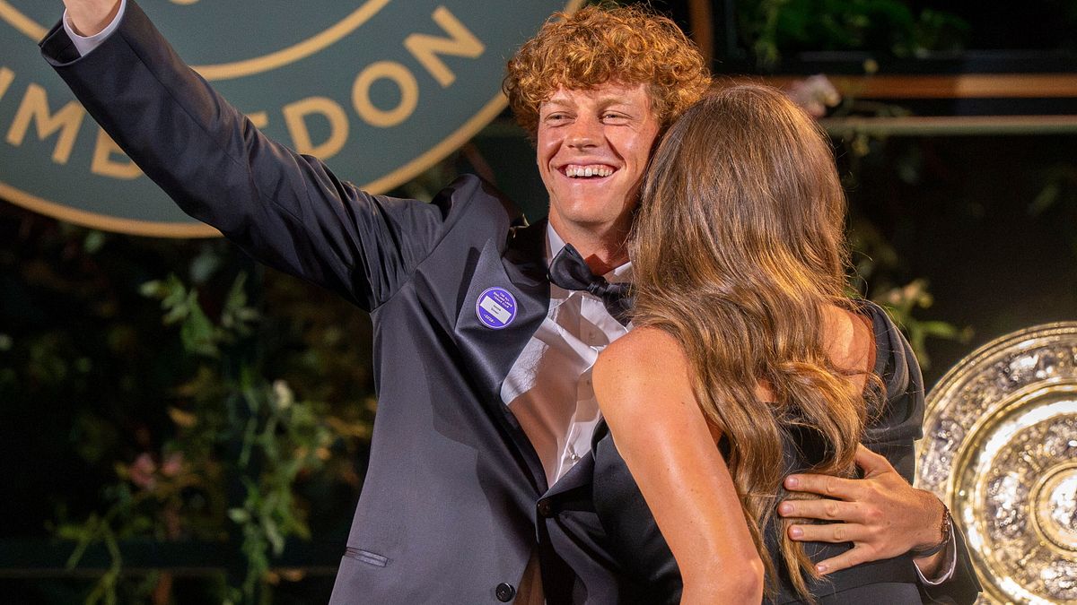 Jannik Sinner brillo al gala di Wimbledon: Bocciato di nuovo alla patente della moto