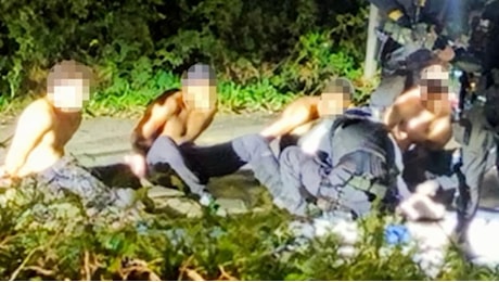 Fairford, arrestato un anglo-iraniano: prima connessione esplicita con Teheran nell'inchiesta sul presunto attentato alla base Raf