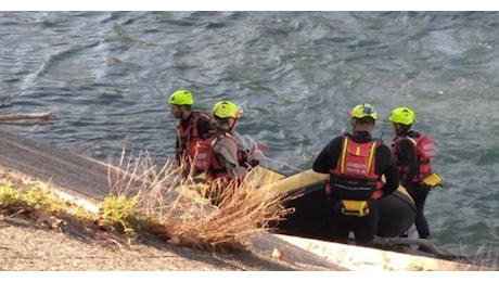 Tragedia nel Tagliamento, padre morto dopo il bagno con le figlie: una bimba è gravissima
