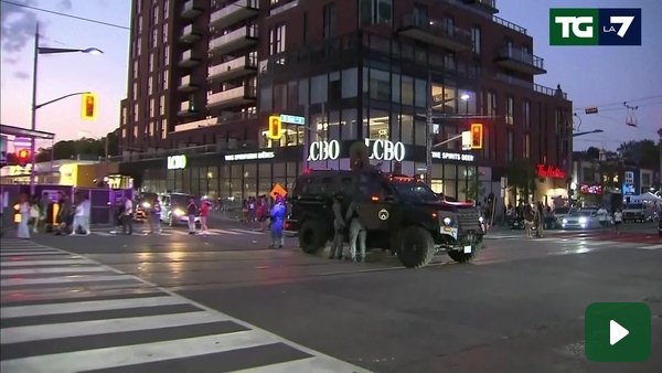 Sparatoria a Toronto durante un festival: due morti e quattro feriti