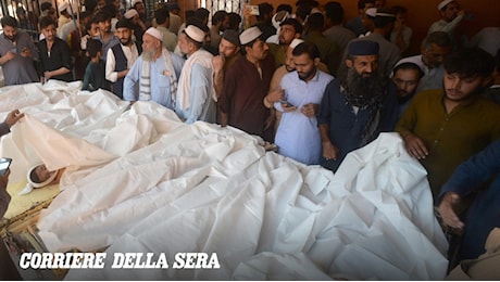 Pakistan, arrestato il proprietario della scuola crollata a Peshawar