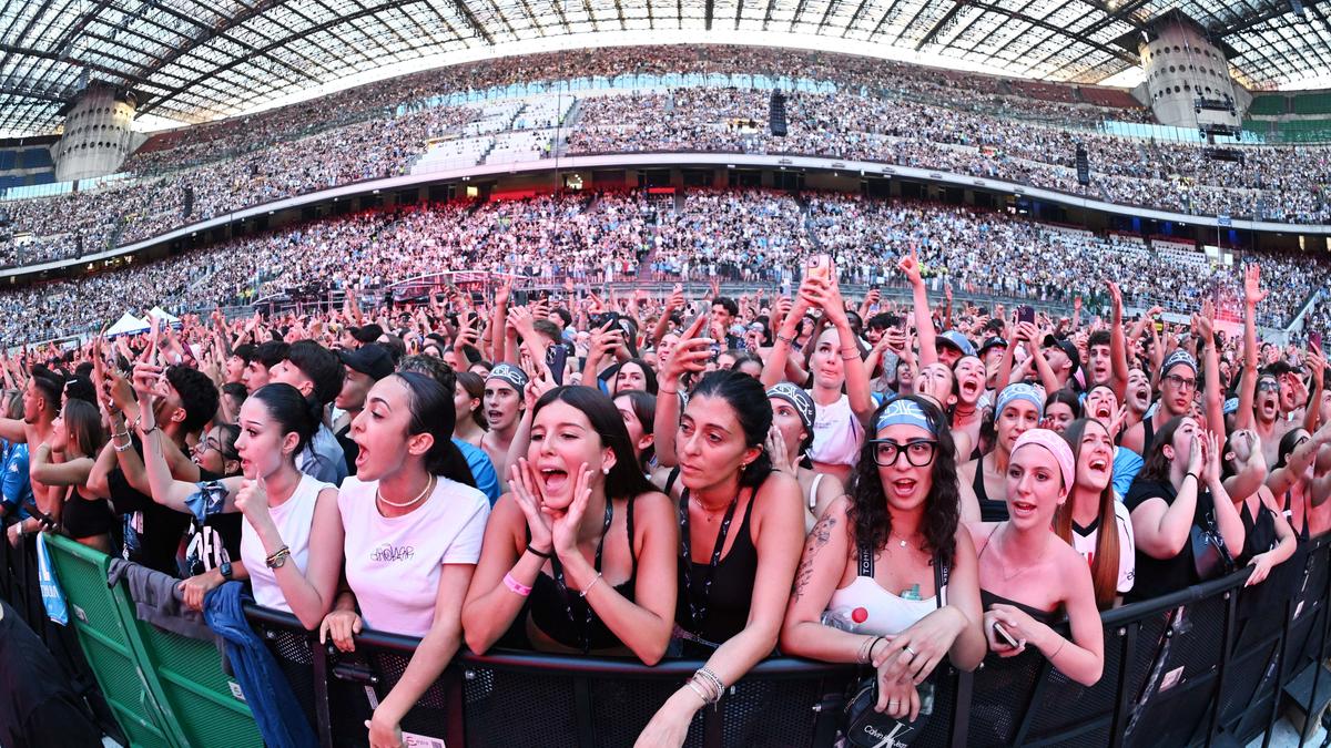 Concerti a San Siro: per tutto luglio un parcheggio custodito gratuito per le bici