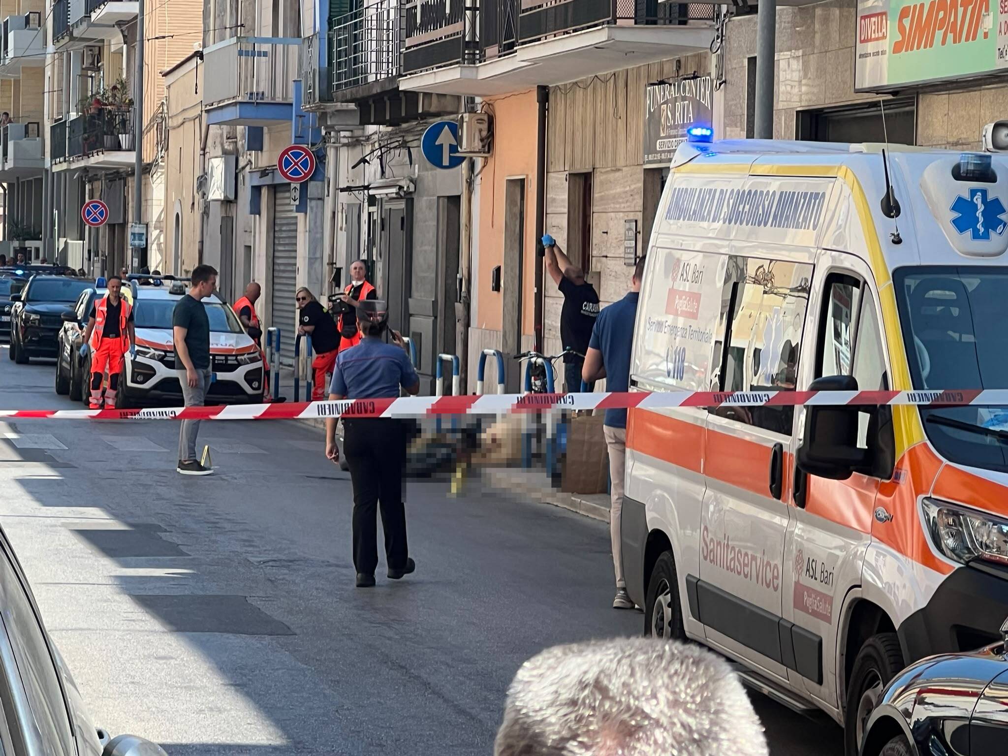 Non mi ama più, le parole che hanno scatenato l'ira della guardia giurata: così ha ucciso il suo rivale