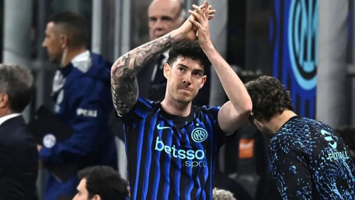 Bastoni, Tinti chiude le porte all’Al Hilal: «È innamorato dell’Inter, oggi non pensa di andare via»