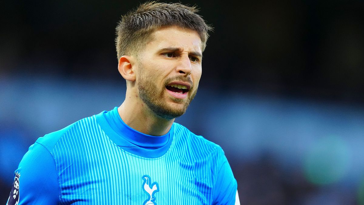 Juve, che assist del Tottenham: Vicario torna in pole tra i pali