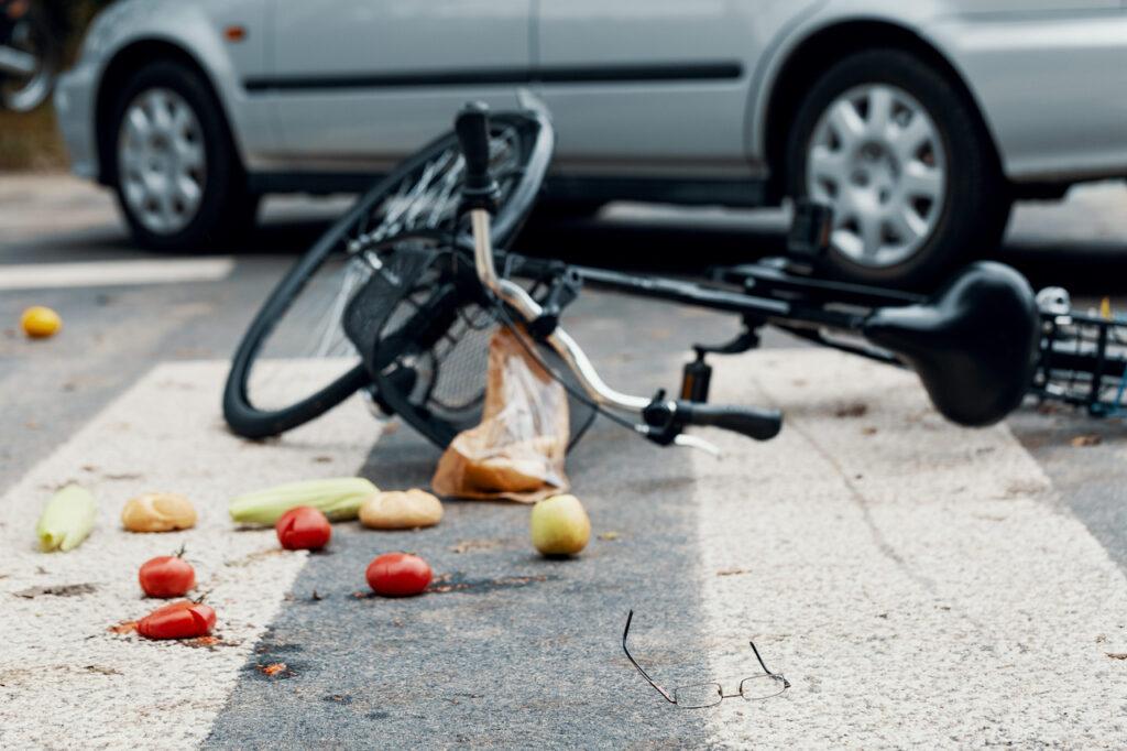 Incidente bici mortale a Milano: convivenza impossibile con i Tir?