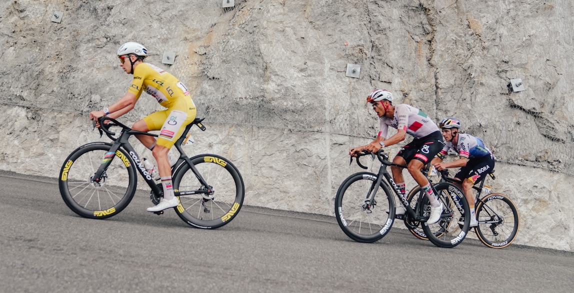 Evenepoel re dei record sul Plateau de Solaison, Vingegaard ko: le pagelle della 15ª tappa del Tour