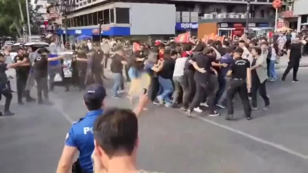 Turchia, oltre cento arresti alla manifestazione contro il summit Nato ad Ankara